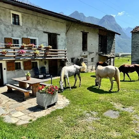 L' Eef Cascina * San Cassiano (Sondrio)
